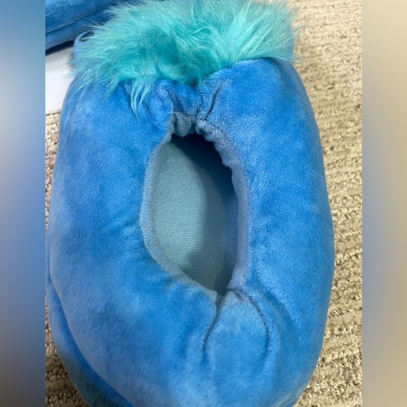 Blue Monster Paw Slippers - Picture 3 of 3
